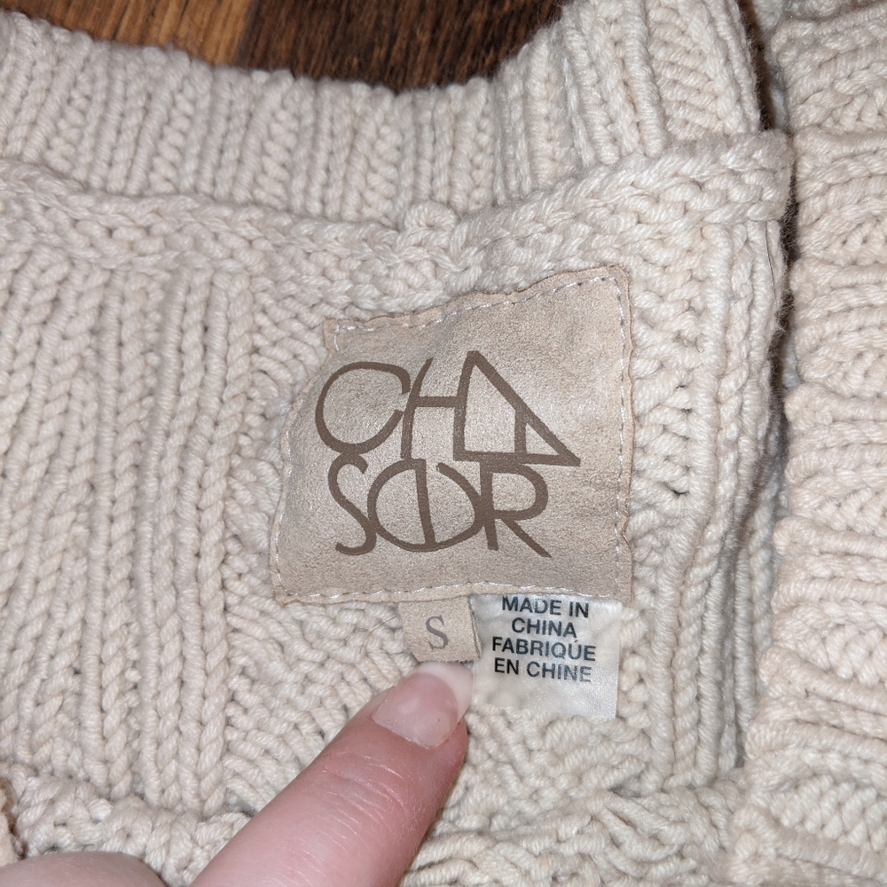 CHASER CABLE KNIT FRINGE IN CAMPFIRE - Picture 6 of 8